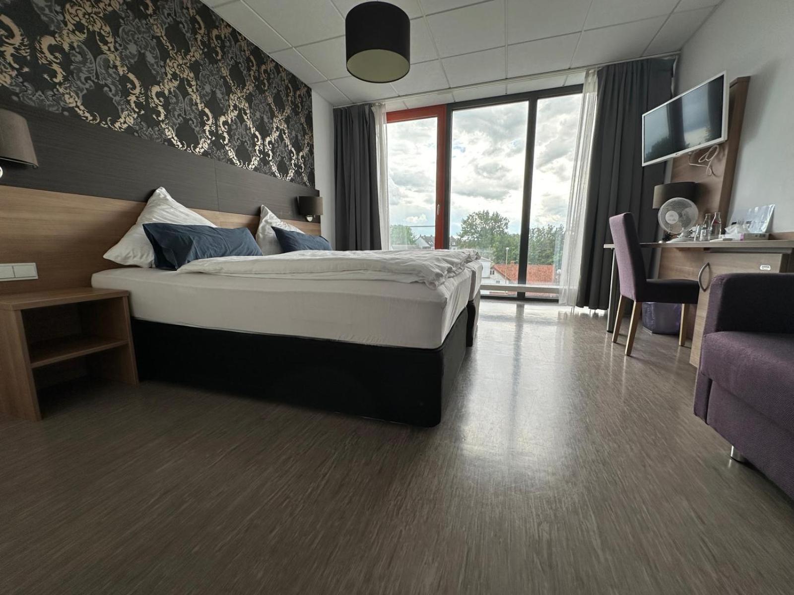 Hotel Efcannos Vechelde Eksteriør billede